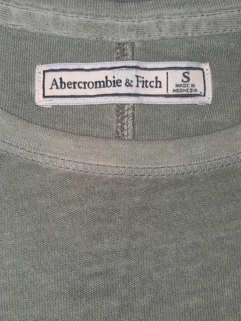 Abercrombie & Fitch Women's Olive Green Short Sleeve Tee